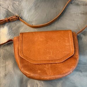 Day & mood crossbody